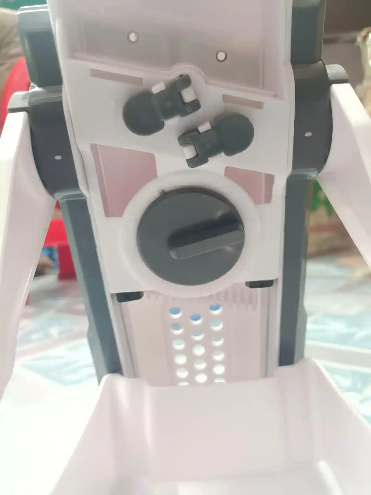 Mandoline vegetable cutter and slicer