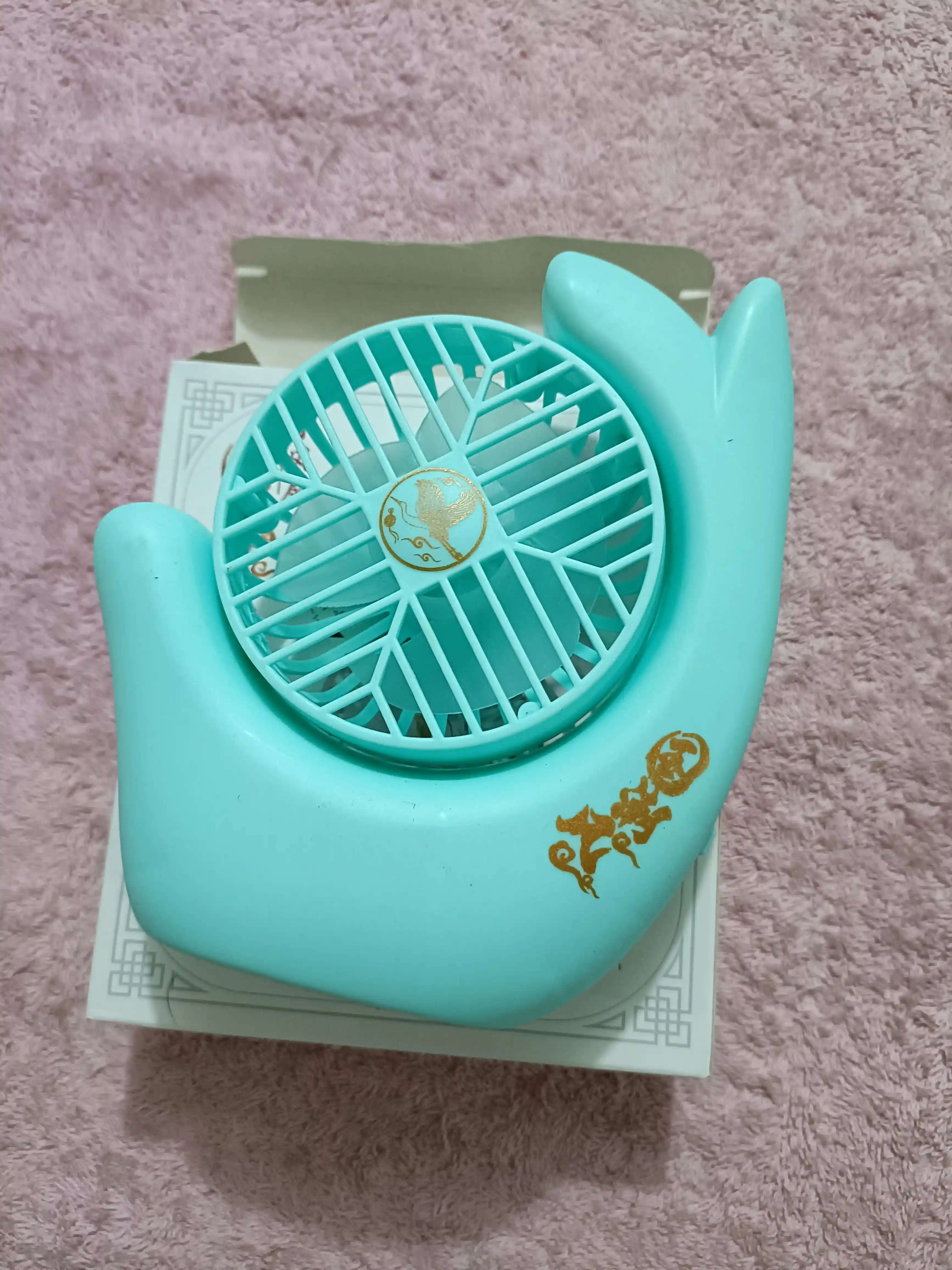 Rechargeable mini hand fan