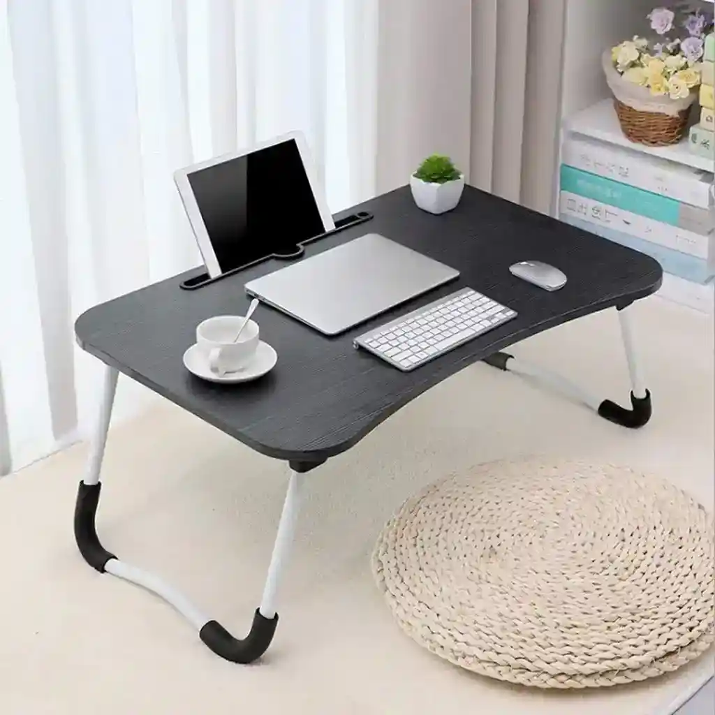 Foldable laptap table