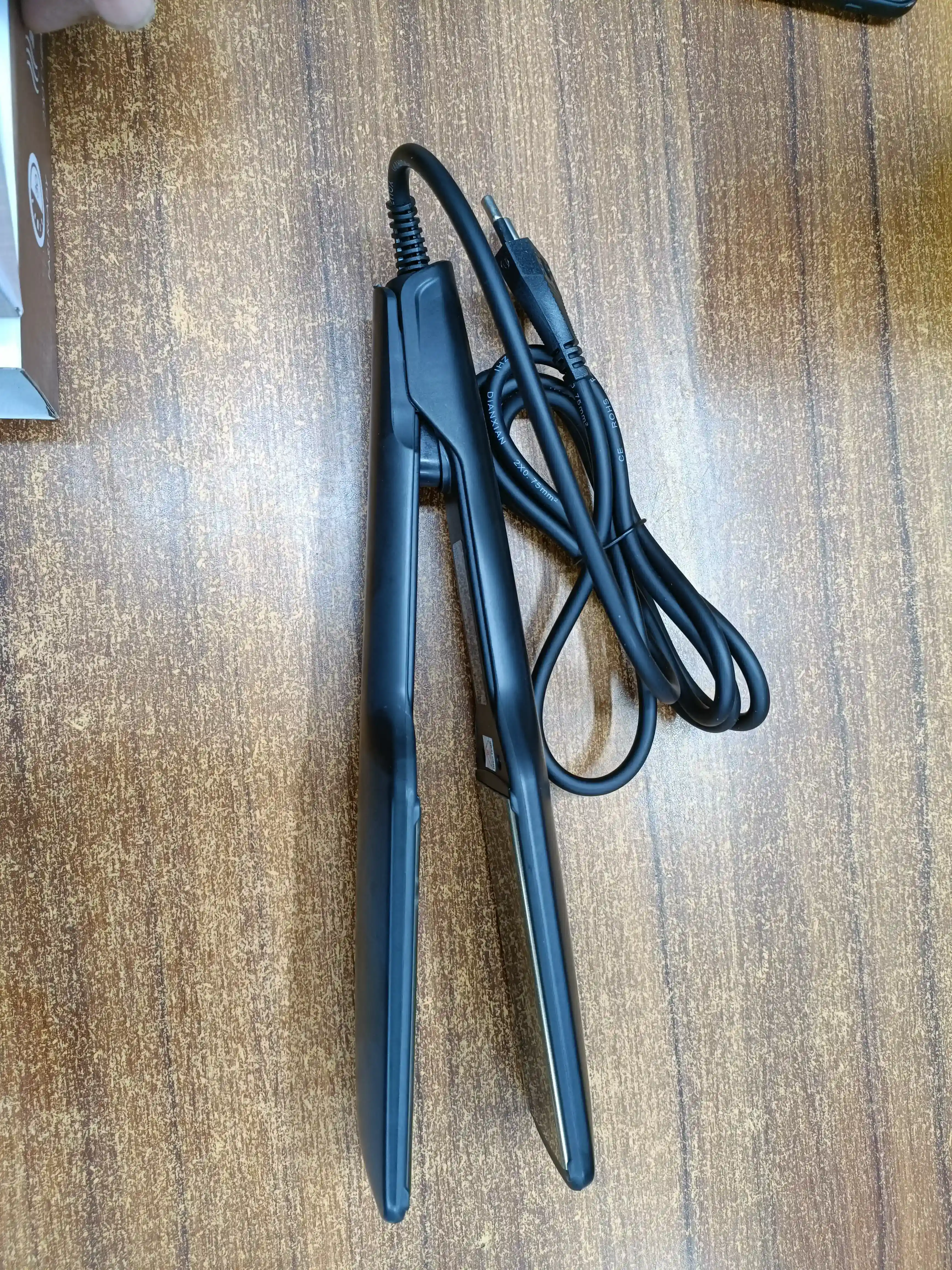 Km-2519 kemei hair straightener