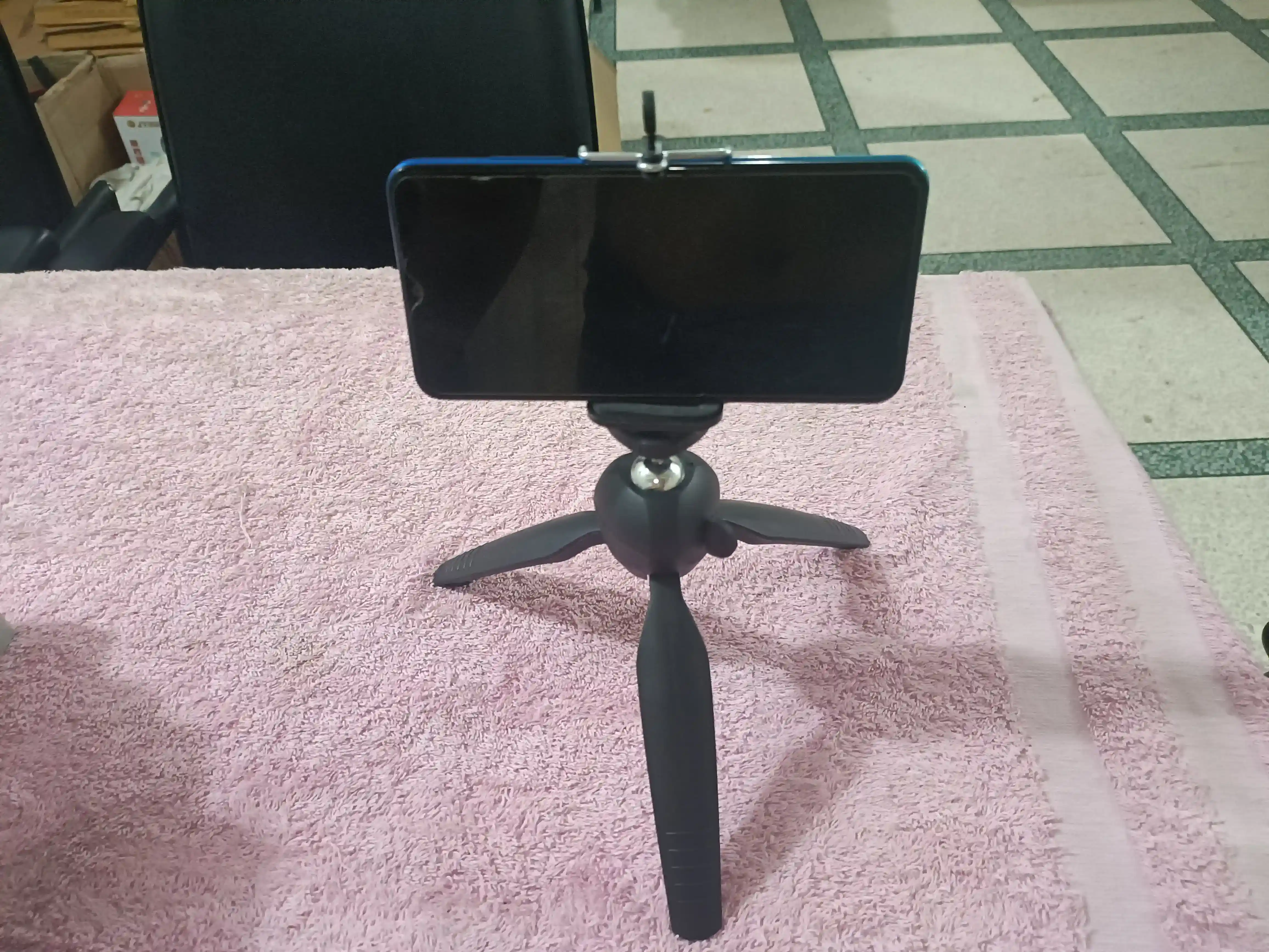 YT-228 mini tripod mount with phone holder clip