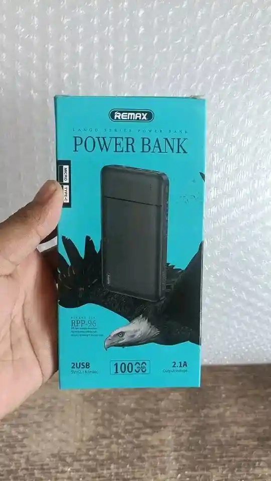 Remax power bank (10000 Mah battery)